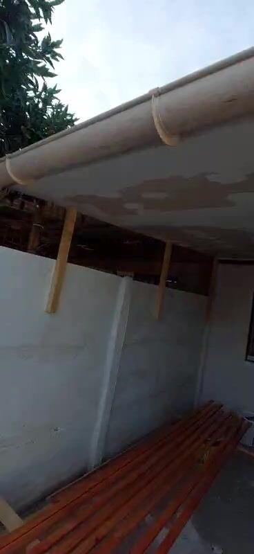 Alero cielo raso construcción