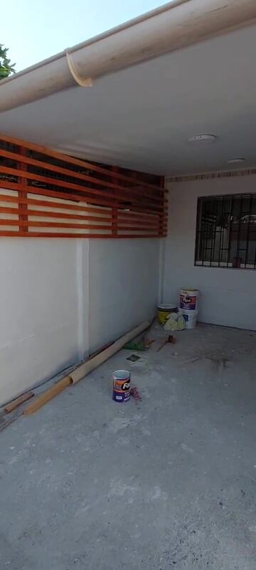 Ampliación pintura construcción exterior